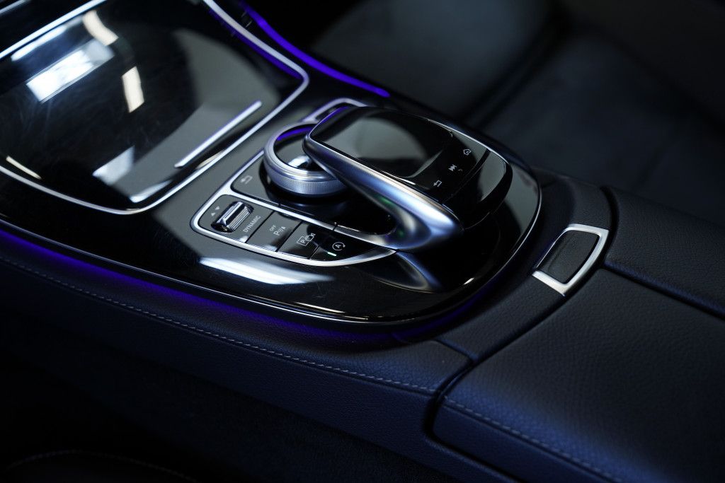 Mercedes Benz E 200