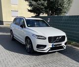 Volvo XC90 B5 D AWD R-Design 7 Sitze 360 Kamera - gebrauchte Volvo XC90 aus dem Jahr 2022