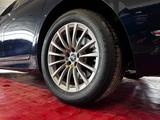 BMW 730d Baureihe Scheckheft-Digital Tacho-AppleCar - BMW 730: 730d