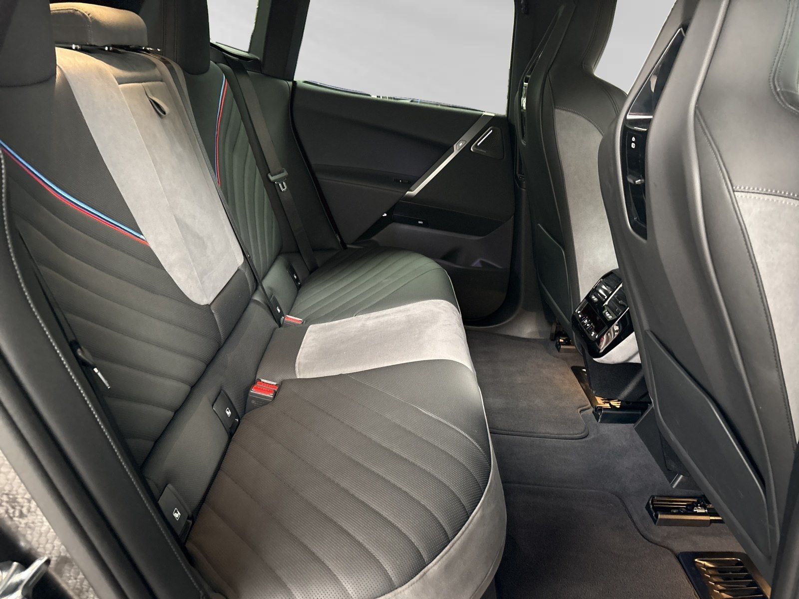 BMW iX - Bild 15