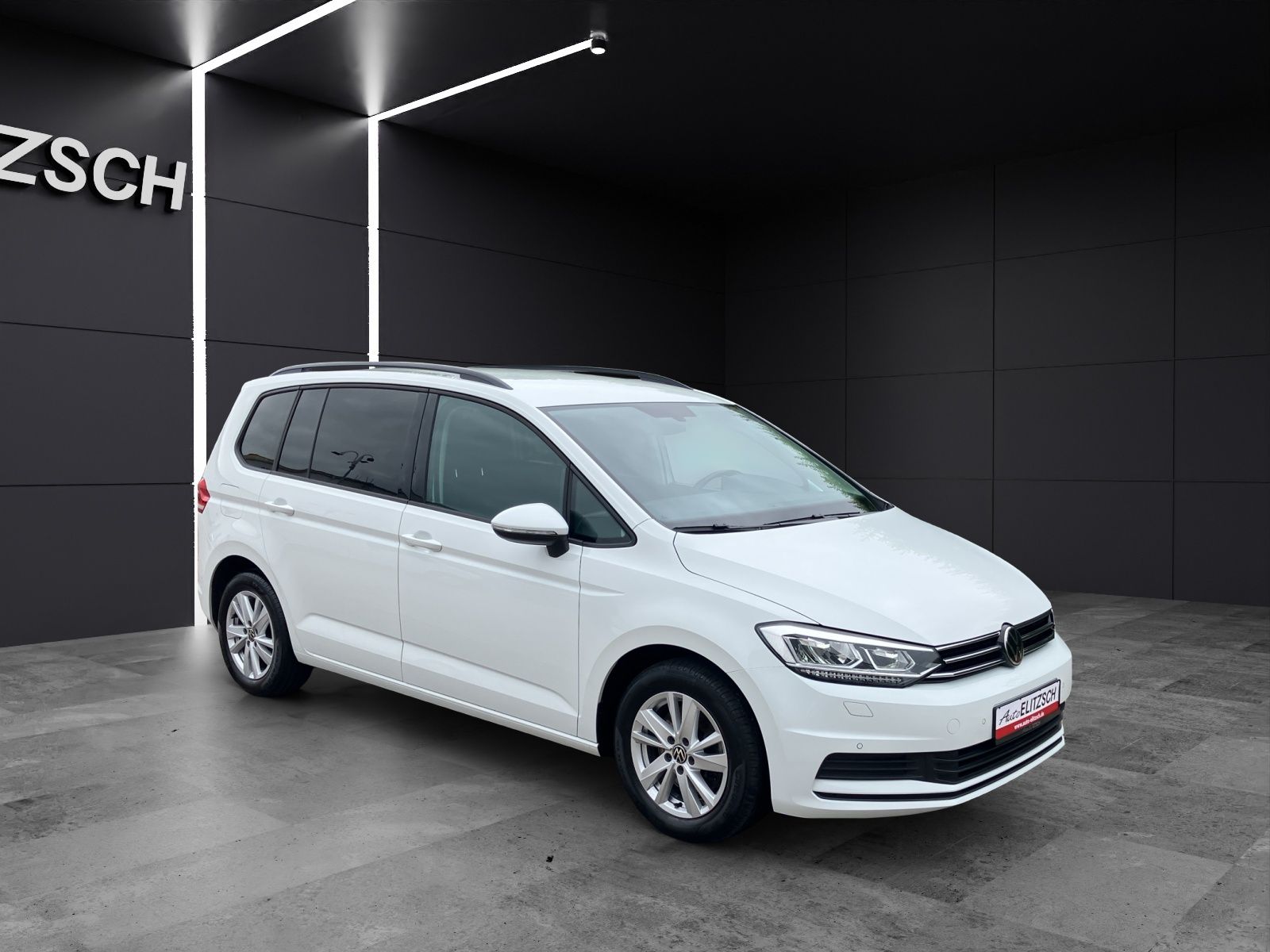 Fahrzeugabbildung Volkswagen Touran Comfortline DSG LED ACC 16" PDC SHZ WeCon