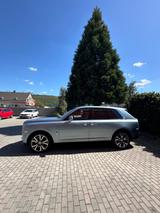 Rolls-Royce Cullinan - - - Rolls-Royce Cullinan aus 2023