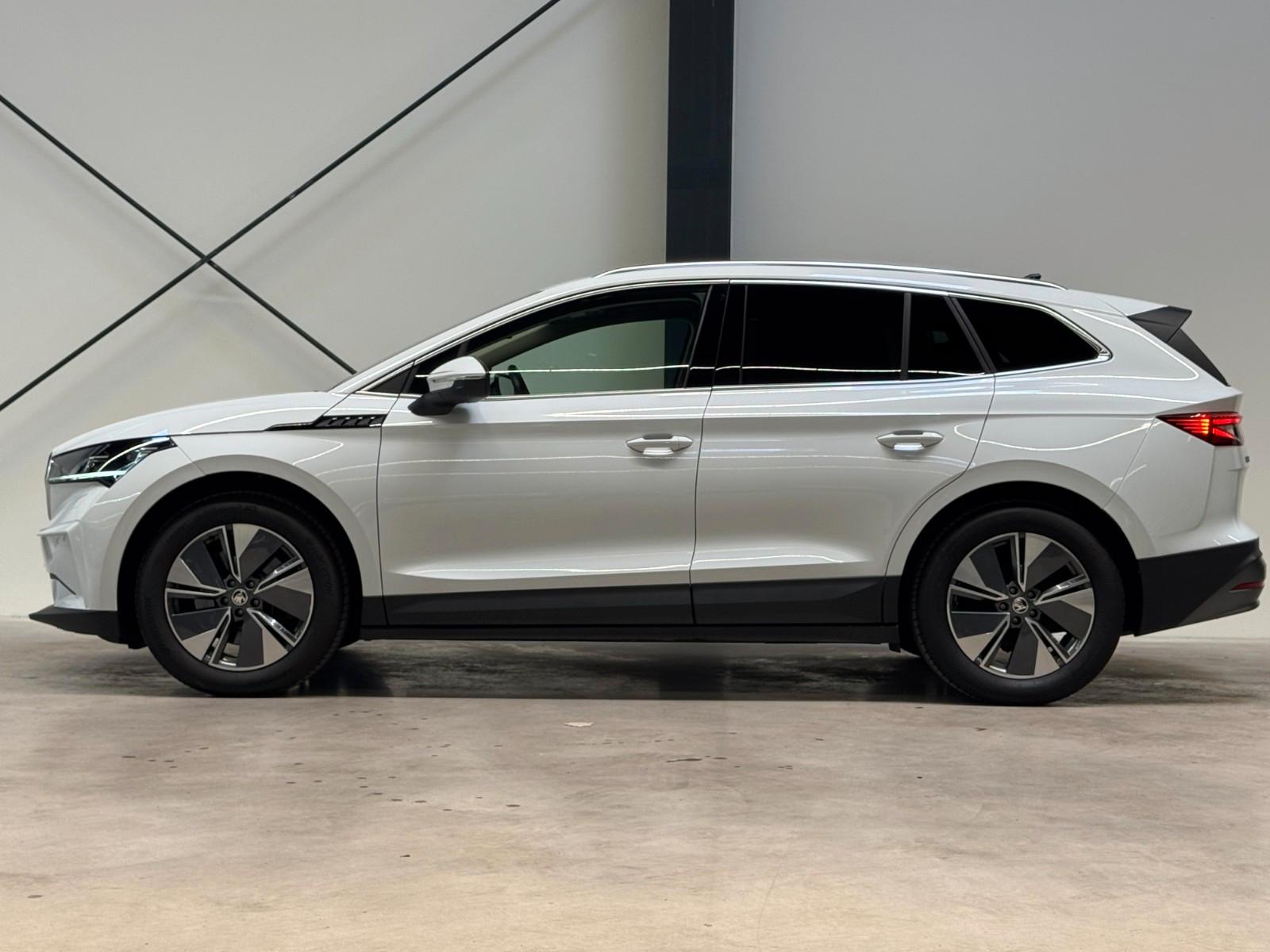 Skoda ENYAQ 80X ecoSUITE 195KW*HUD*AHK*360*MATRIX*WÄPU