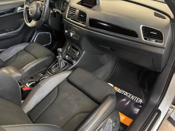 Audi Q3 sport 2,0 TDI S-LINE*LED*NAVI*AHK*HIFI*DAB*