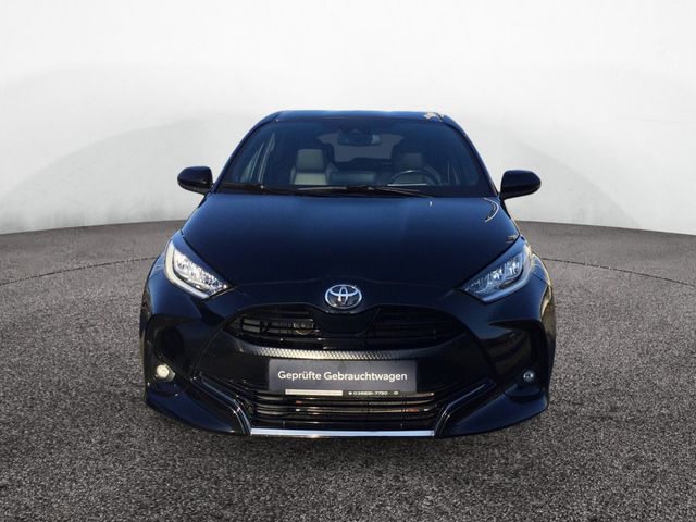 Yaris 1.5 Style KLIMA SHZ RÜCKFAHRKAMERA ACC LED