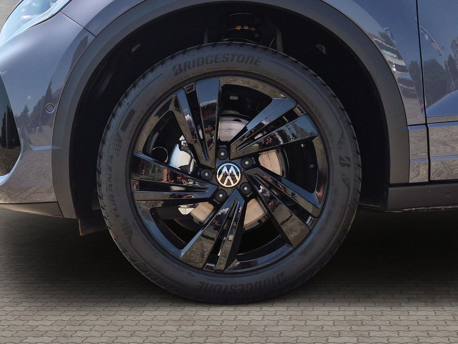 Volkswagen T-Roc Cabriolet R-Line 1.5 TSI DSG Black Style imagem 2