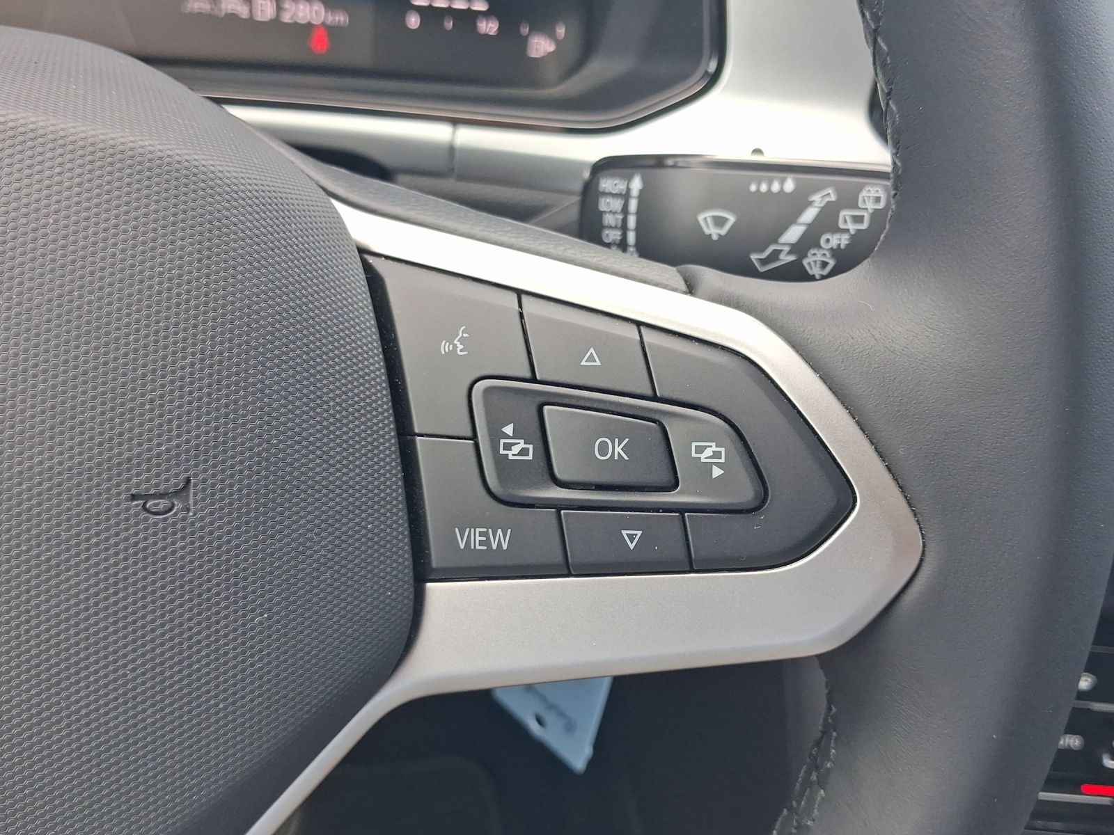 Volkswagen T-Roc - Bild 22