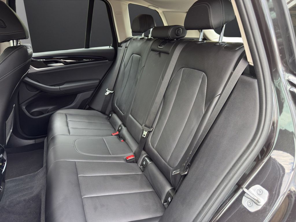 BMW X3 xDrive20d LED NAVI KAMERA KEYLESS SHZ 19" AHK foto 14