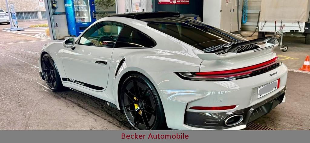 2026 Porsche 992 TURBO S CARBON