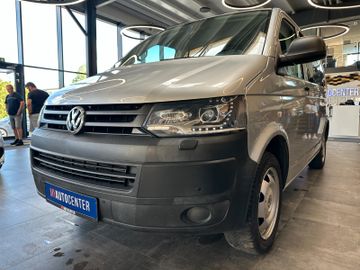 Volkswagen T5 *CAMPER*KÜCHE*BETT(aufklappbar)*ESSTISCH*AHK*