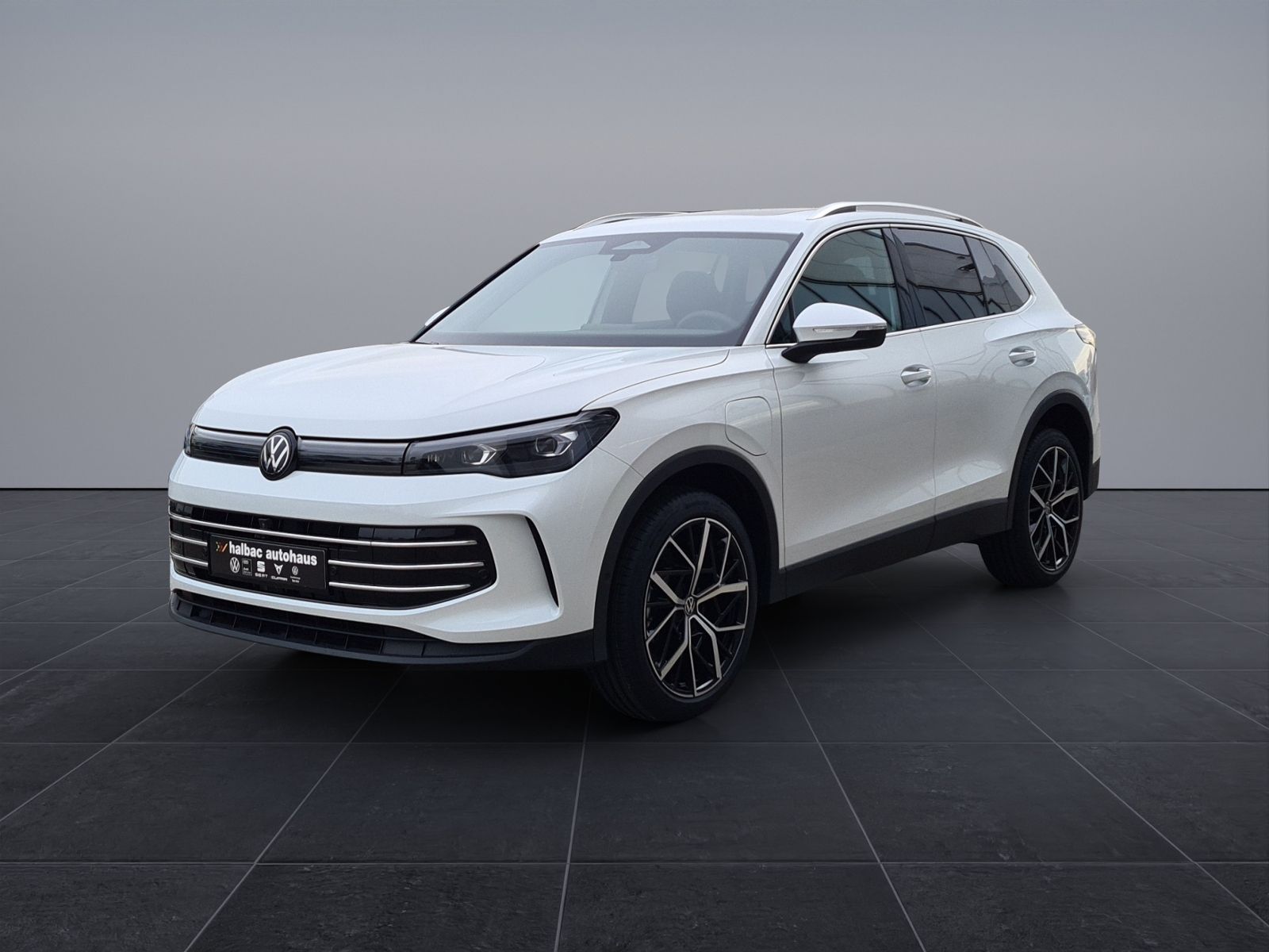 Volkswagen Tiguan 1.5 eHybrid 130 kW Elegance WR AHK IQLI foto 2