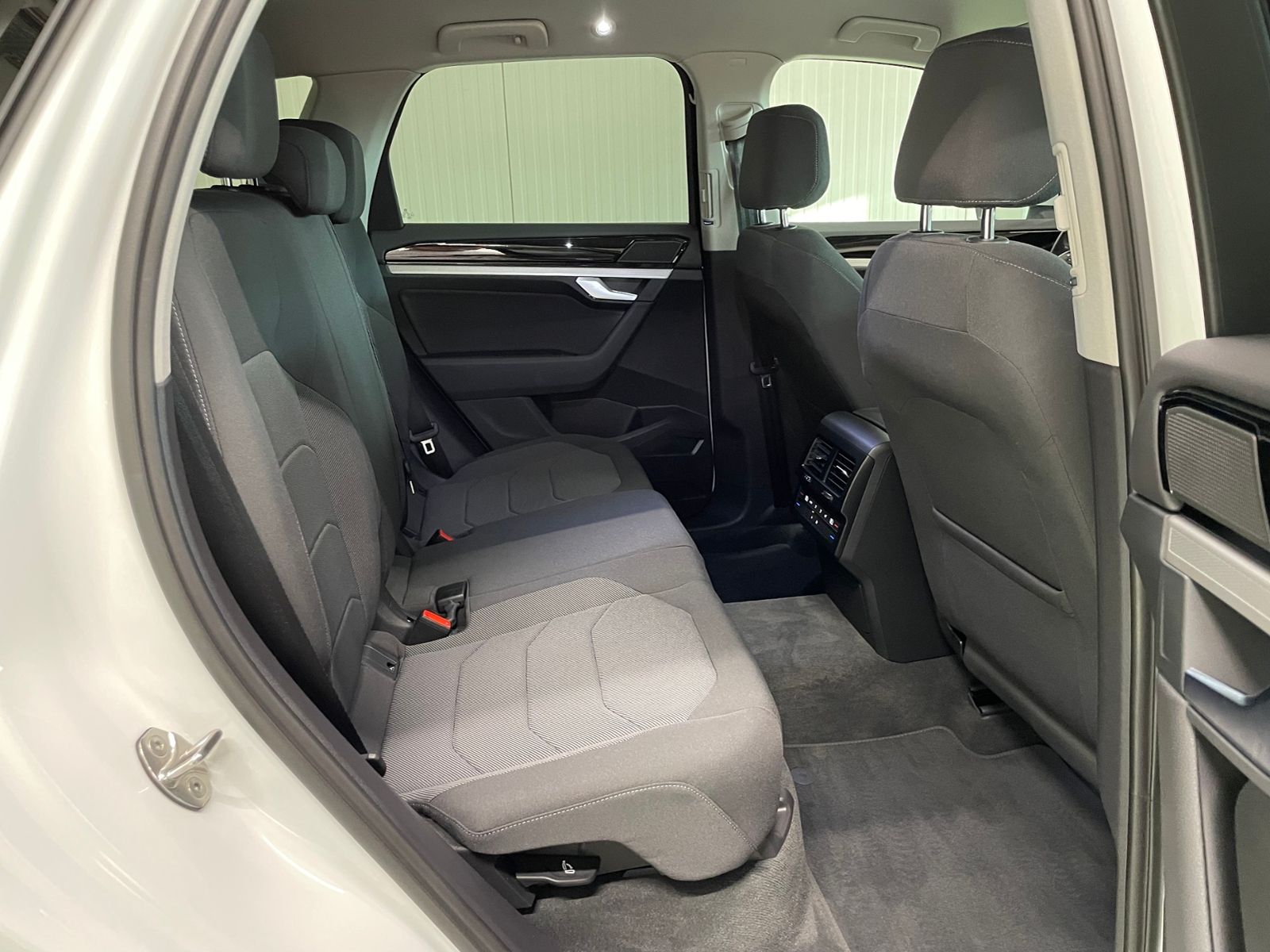 Touareg 4M 3.0 V6 TDI LED AHK NAVI ACC RFK