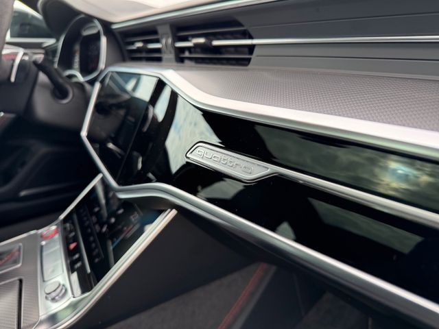 Audi RS6 Avant Keramik/Pano/22 Zoll/Carbon