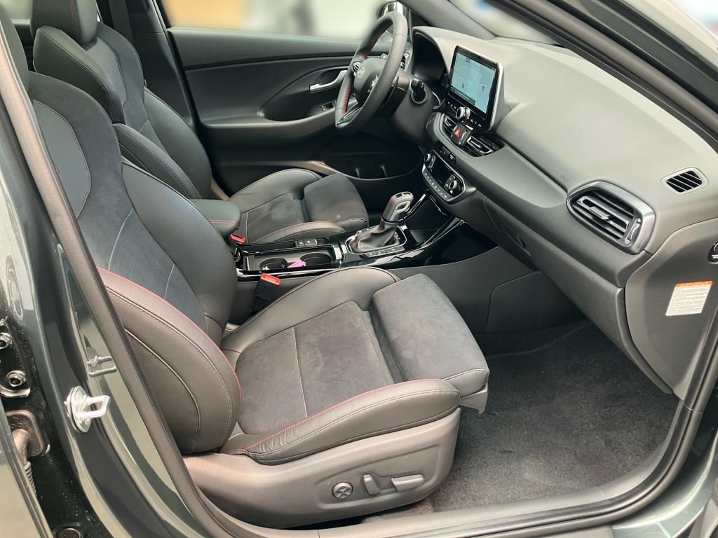 Fahrzeugabbildung Hyundai i30 Kombi 1.5 T-GDI 7-DCT N-Line