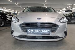 Fahrzeugabbildung Ford Focus Titanium Turnier LED NAVI CAM WinterPaket