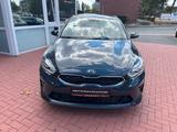 Kia Ceed 1.6D Spirit Navi*Fahrschulumbau* - Kia Cee d spirit mit Diesel-Antrieb