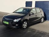 Hyundai i30 1.4 Edition20 *KLIMA*8FACH-BEREIFT* - Hyundai i30 Edition20 mit Benzin-Antrieb