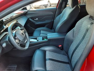 Peugeot 408 - 11