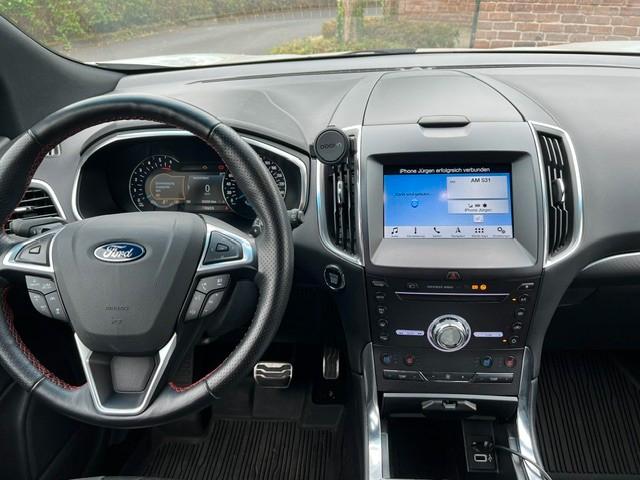 Ford Edge 2,0 l EcoBlue Bi-Turbo 4x4 ST-LINE Auto...