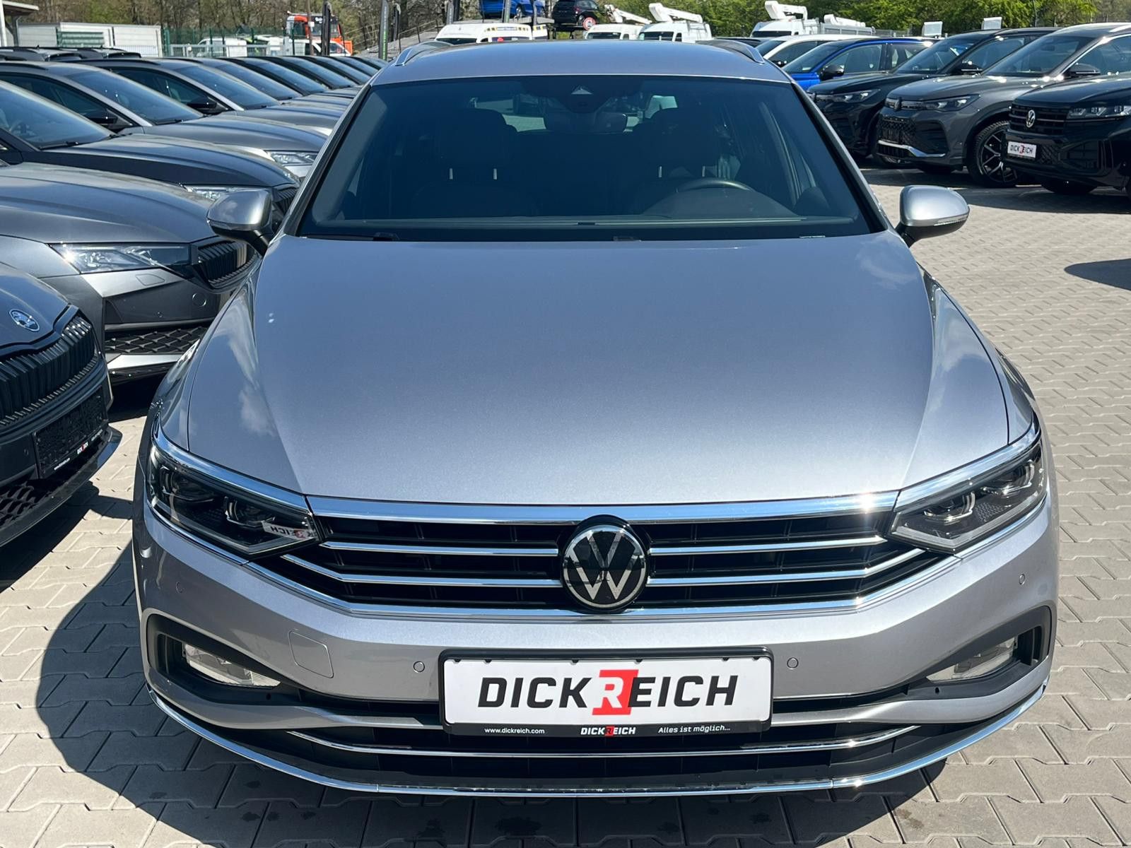 Fahrzeugabbildung Volkswagen Passat 2.0 TDI DSG Elegance MATRIX*AHK*ALCANTARA