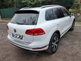 Volkswagen Touareg VW-V6 3.0 TDI 4Motion-R-Line-360°-Kamera - Volkswagen Touareg: R Line
