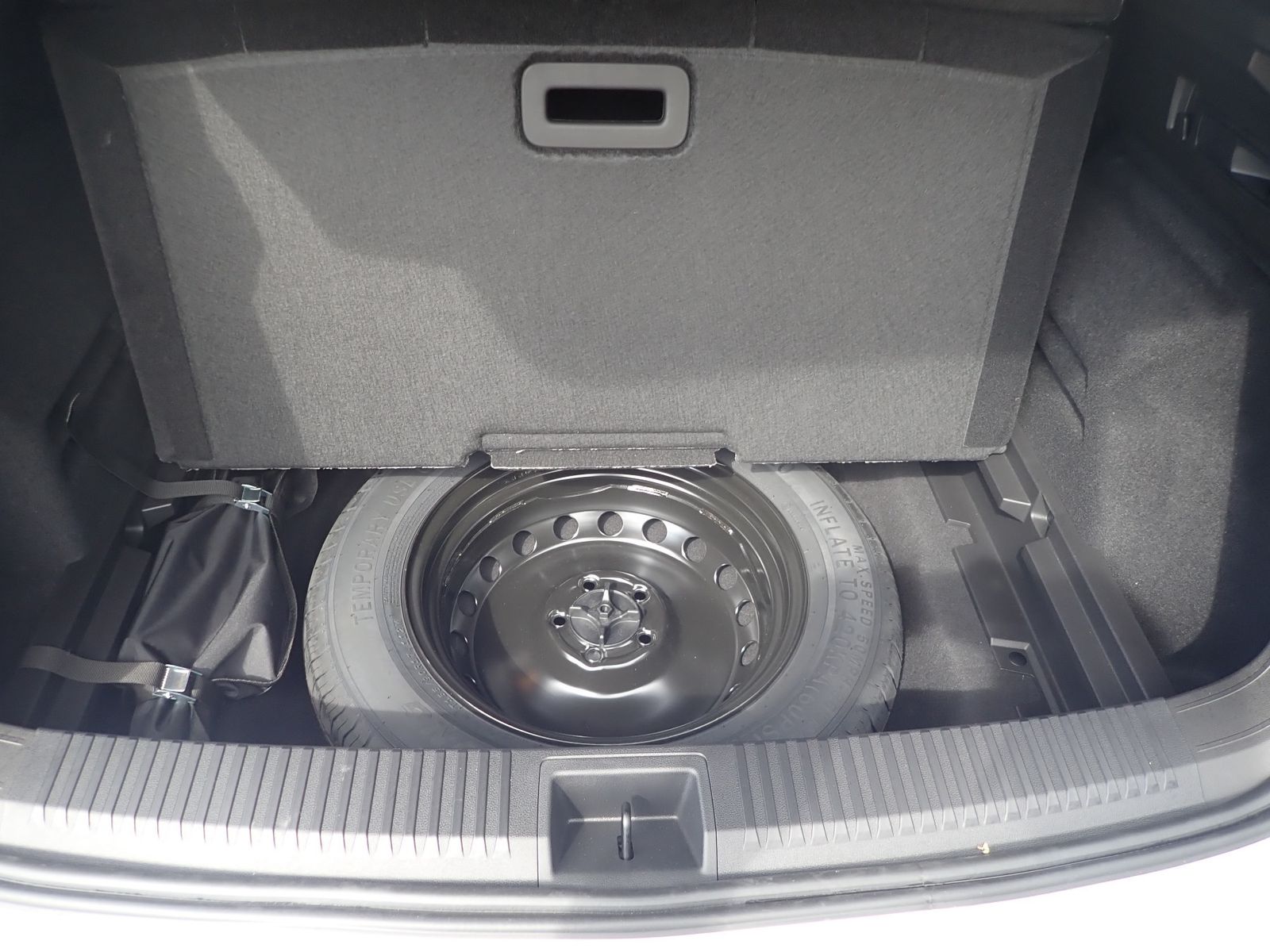 Fahrzeugabbildung Renault Austral Esprit Alpine Mild Hybrid 150 Automatik