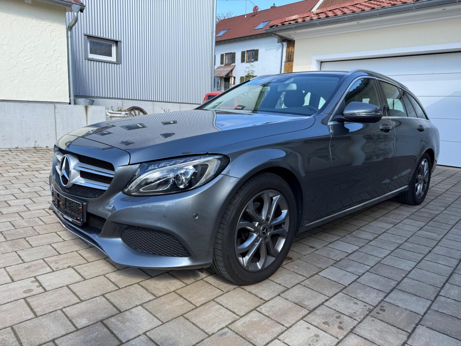 Mercedes-Benz C 180 Avantgarde T-Modell NAVI LED AHK SHZ 2.Hd