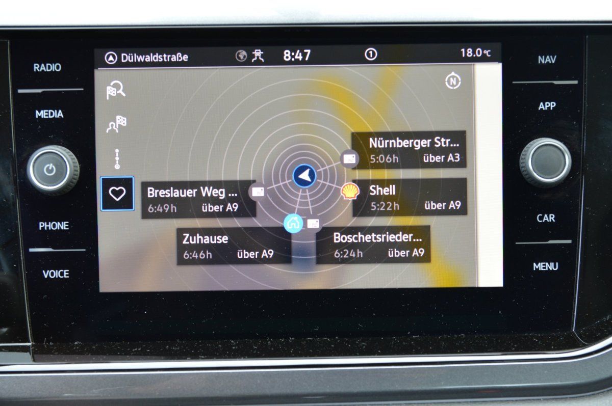 Fahrzeugabbildung Volkswagen Polo VI   Highline Automatik Navi