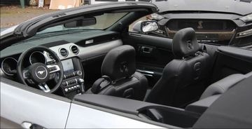 Ford Mustang - 2