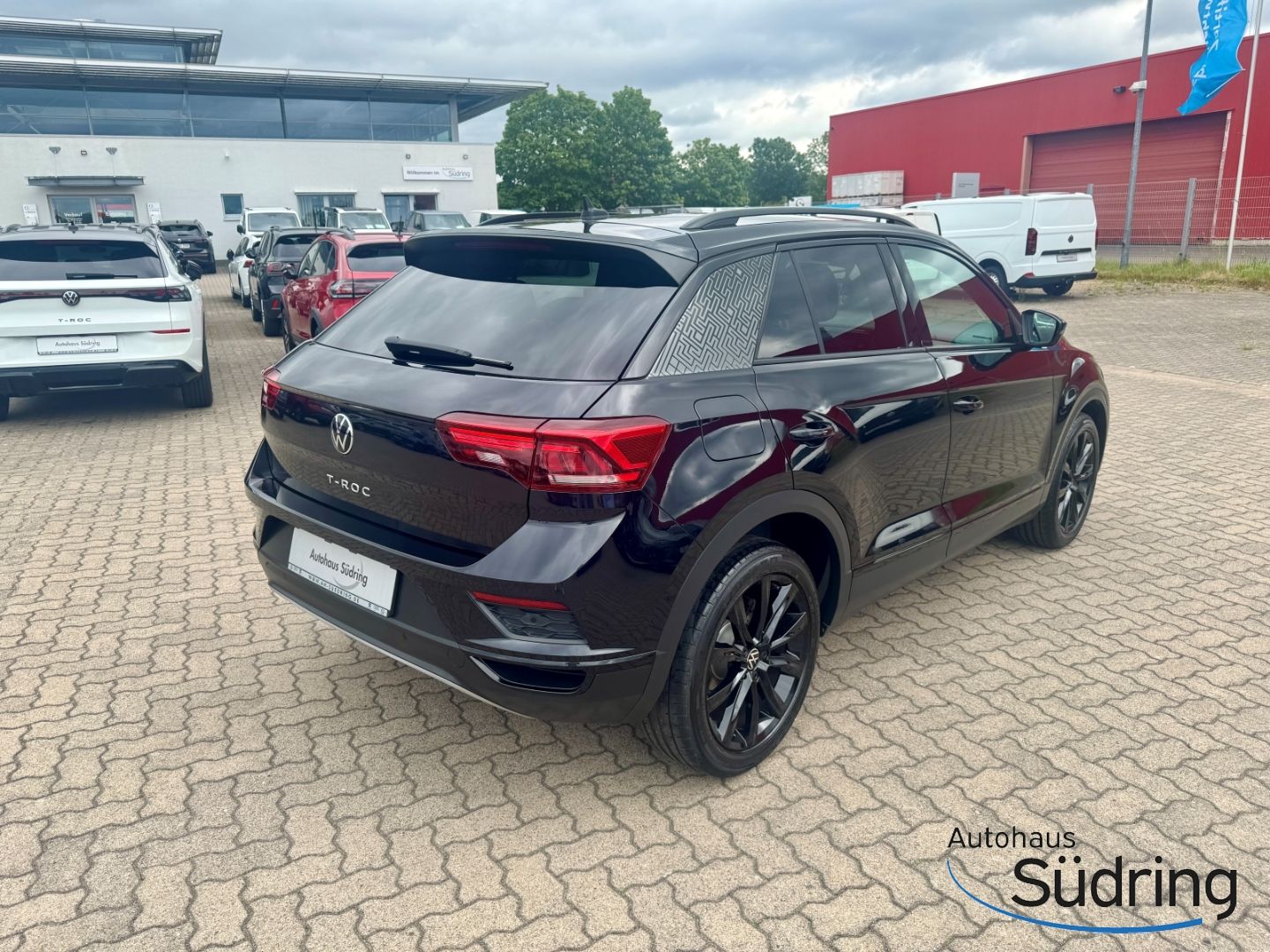 T-Roc 1,5 TSI Sport Black Style DSG AHK beats