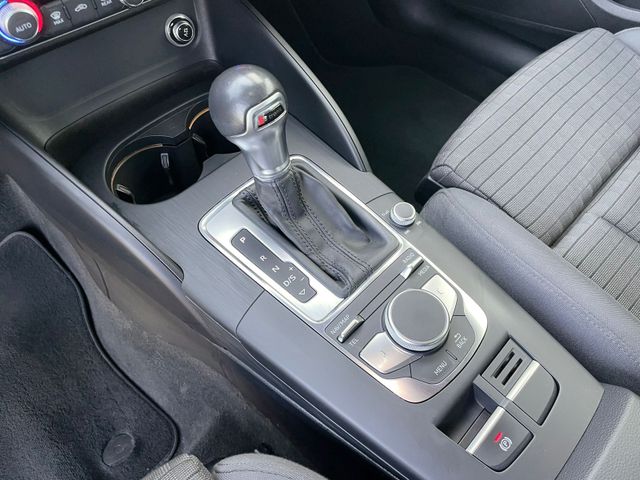 Audi A3 Sportback 30 TDI Sport S-Line*S-Tronic*LED*