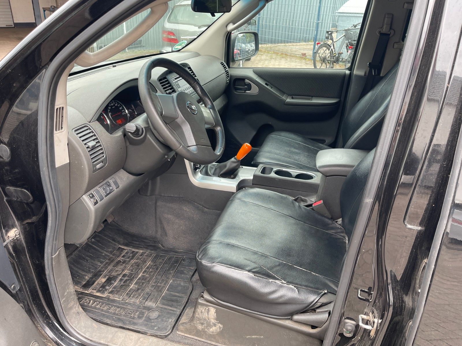 Fahrzeugabbildung Nissan Pathfinder 2.5 dCi AHK -Motorschaden-