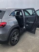 Mercedes-Benz GLA 250 e DCT - - mit Hybrid-Antrieb: Grau, Winterreifen, Geländewagen
