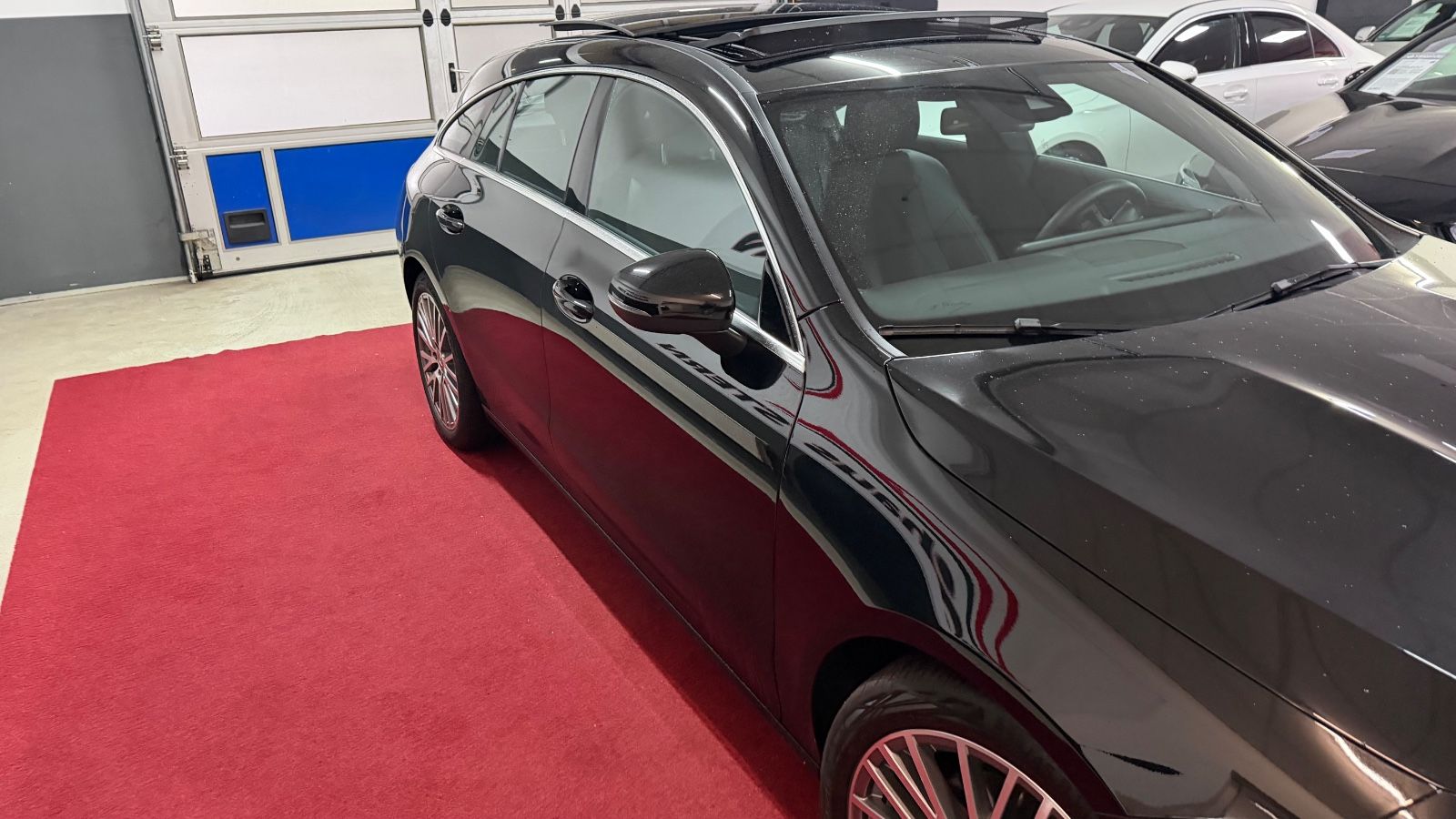 Mercedes-Benz CLA 180 SB KEYLESS PANORAMA BT NAVI TEMP foto 4