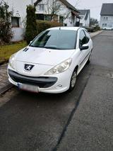 Peugeot 206+ - Peugeot 206 mit Anhängerkupplung