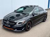 Mercedes-Benz CLA 250 4Matic Orange Edition AMG Line Pano H&K - schwarze Mercedes-Benz CLA 250
