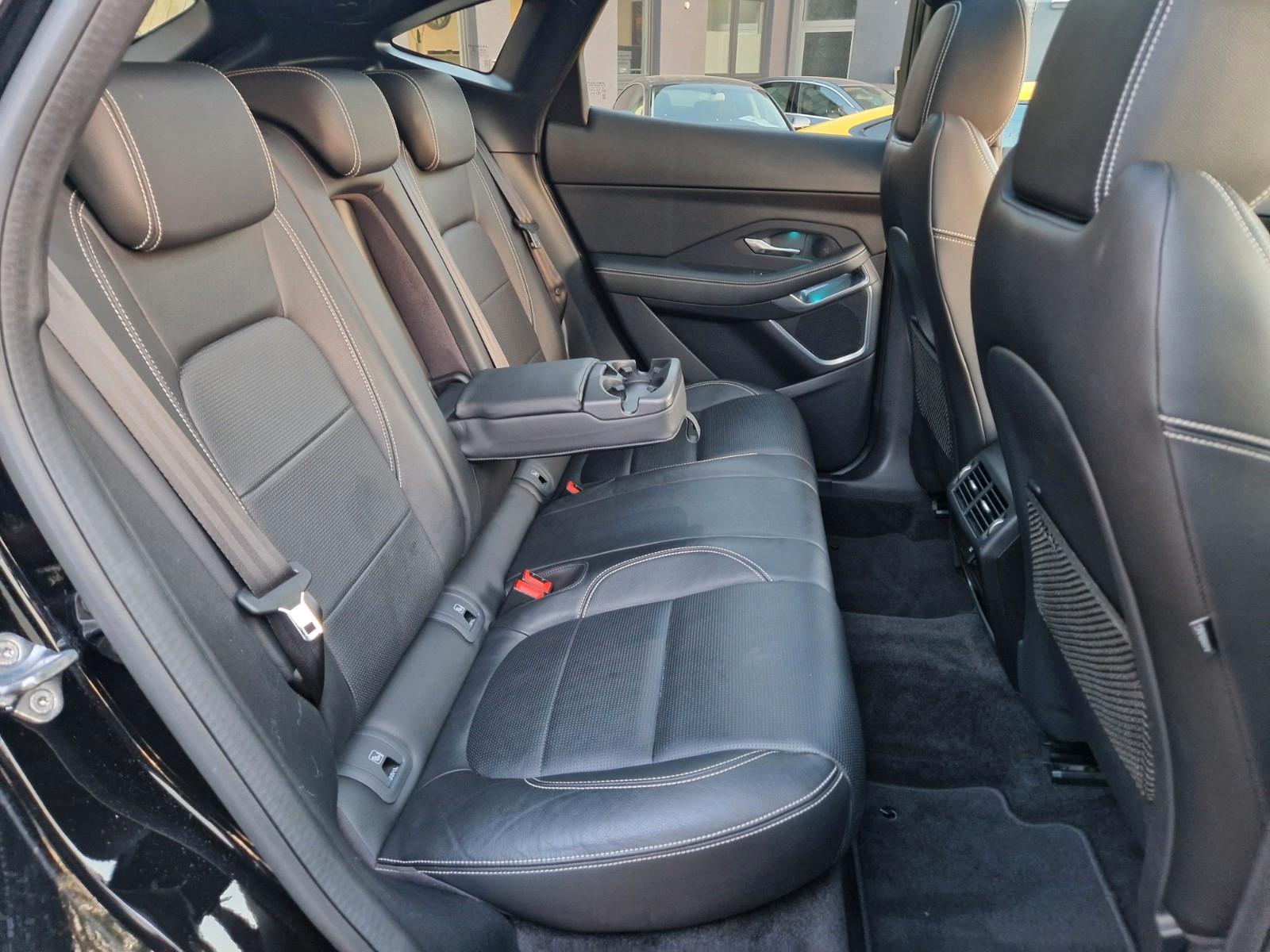 Jaguar E-Pace P300 R-Dynamic SE AWD +PANO+MERIDIAN+