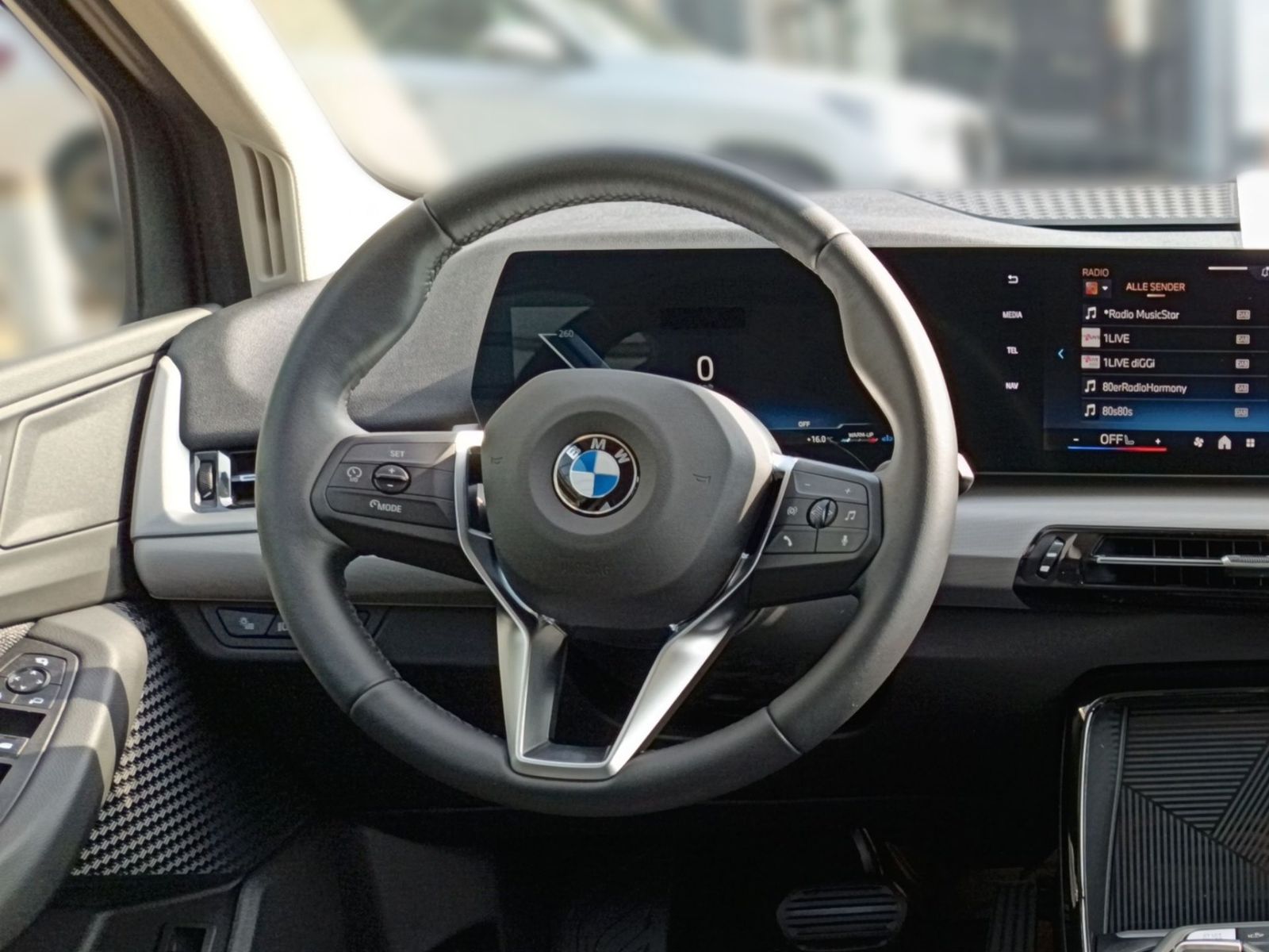 BMW 216 Active Tourer - Bild 15