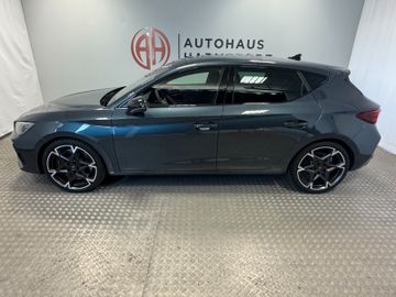 Cupra Leon 2.0 TSI 221 kW VZ  Pano+Sennheiser+19 Zoll