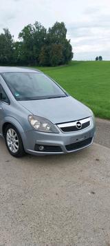 Opel opel zafira B ,1.9 cdti, 7 sitze, neu tüv,... - Opel Zafira aus 2006 mit Diesel-Antrieb