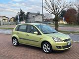 Ford Fiesta 1.4 TDCi 5p. Ghia - Ford Fiesta aus 2006 mit Diesel-Antrieb