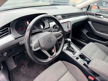 Volkswagen Passat Variant - 11