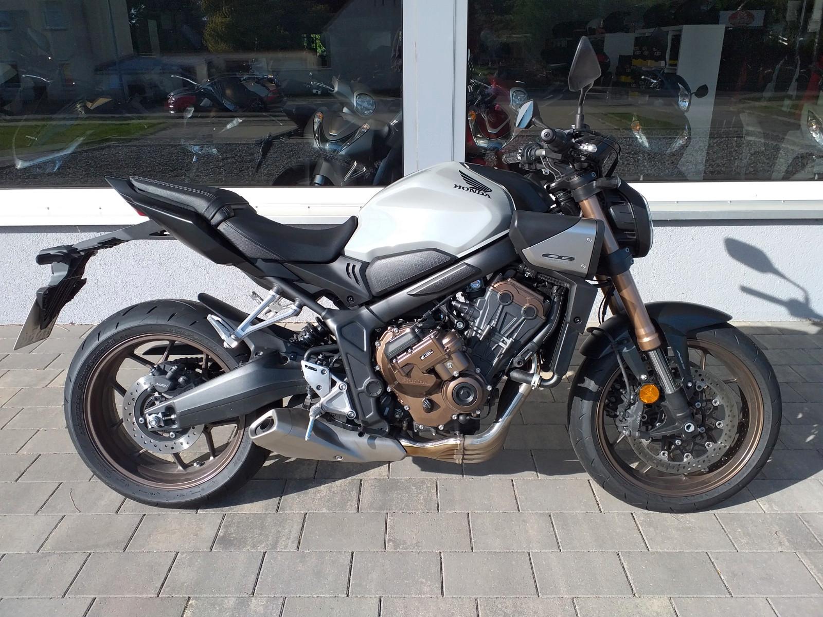 Honda CB 650 R E- Clutch Vorführfahrzeug