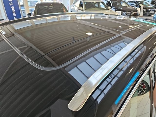 Fahrzeugabbildung SKODA Enyaq iV 80 SUITE AHK MATRIX NAVI WÄRMEPUMPE 4xS