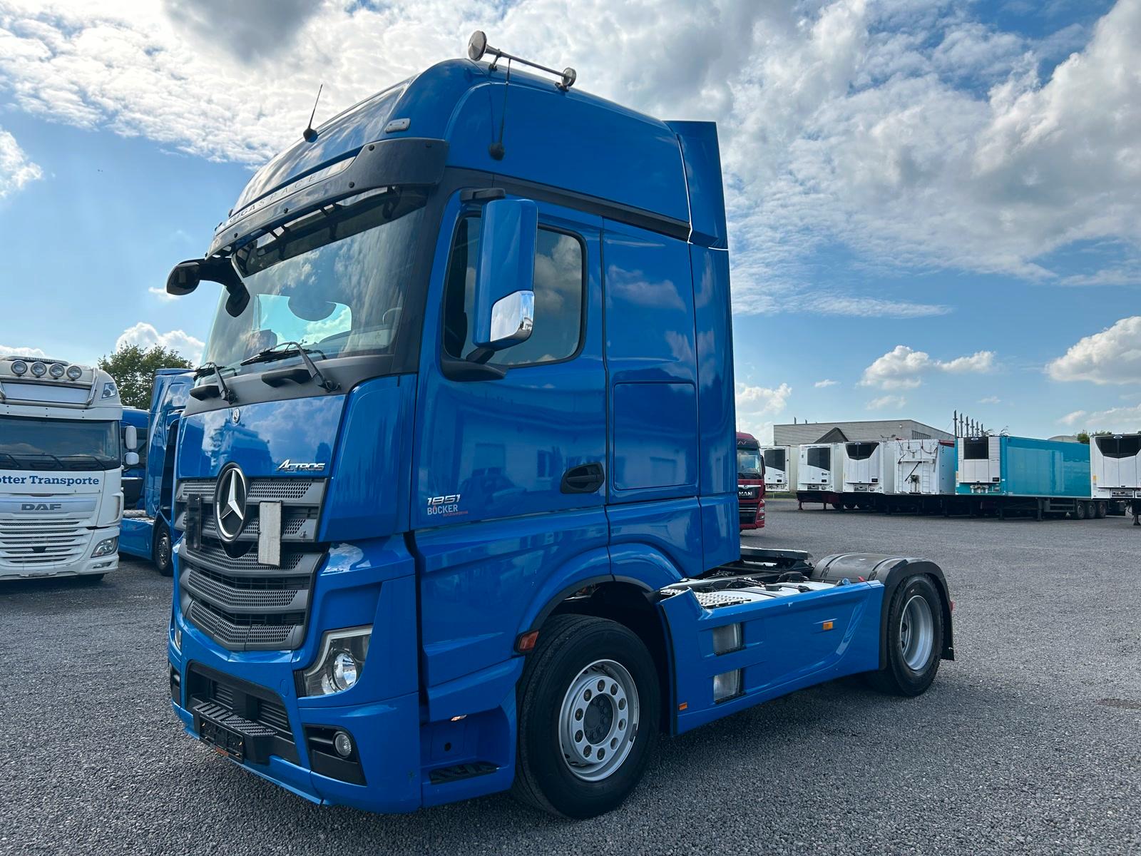 Mercedes-Benz 1851 LS Gigaspace Standklima Retarder