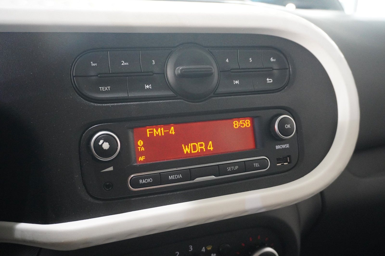 Fahrzeugabbildung Renault Twingo 1.0 SCE LIMITED 5-TÜR  LED/KLIMA/USB/BT