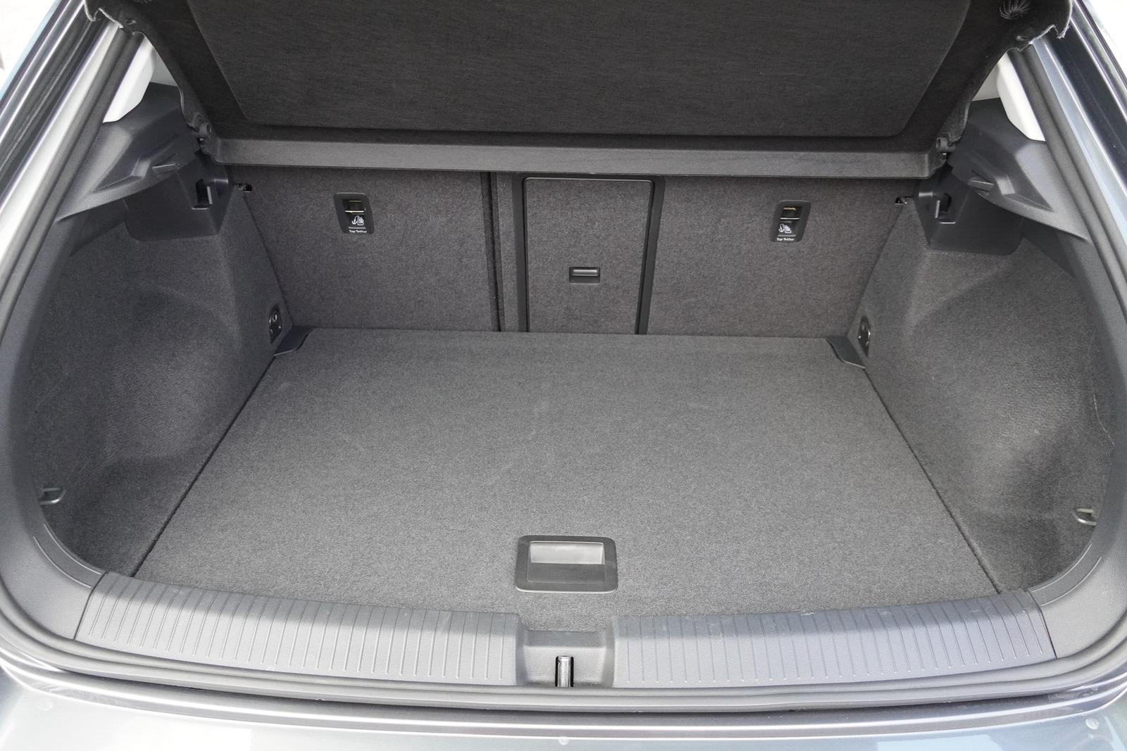 Volkswagen T-Roc 1.5 TSI DSG Style LED Navi AHK ACC PDC