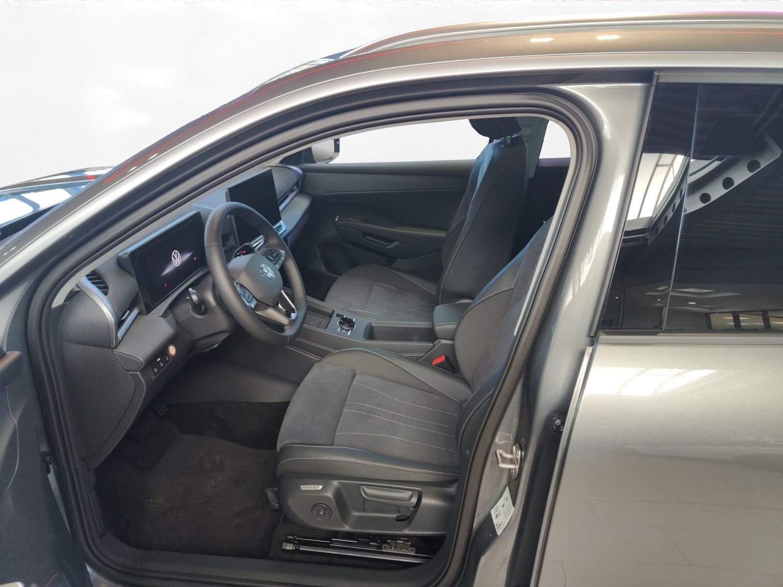 Volkswagen T-Roc - Bild 2