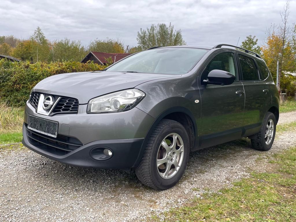Nissan Qashqai+2