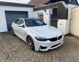 BMW M4 Competition/18000km/Harman Kardon/Neuzustand - BMW: 180